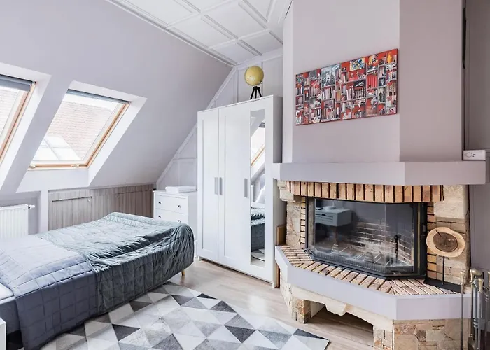 Sunny And Central 3-Bedroom Penthouse With Garage
