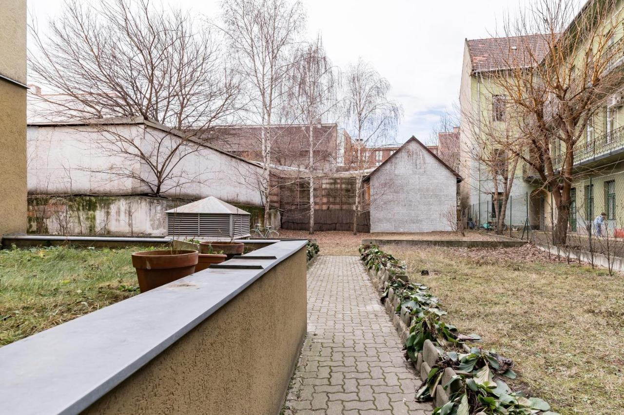 Apartamento Sunny And 3-bedroom Penthouse With Garage Budapest