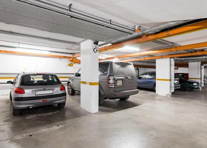 Sunny And Central 3-Bedroom Penthouse With Garage