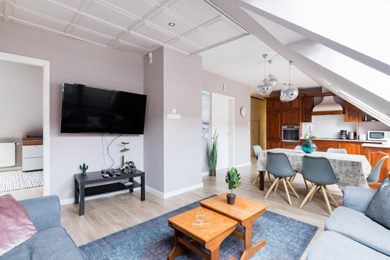 Apartmán Sunny And 3-bedroom Penthouse With Garage *