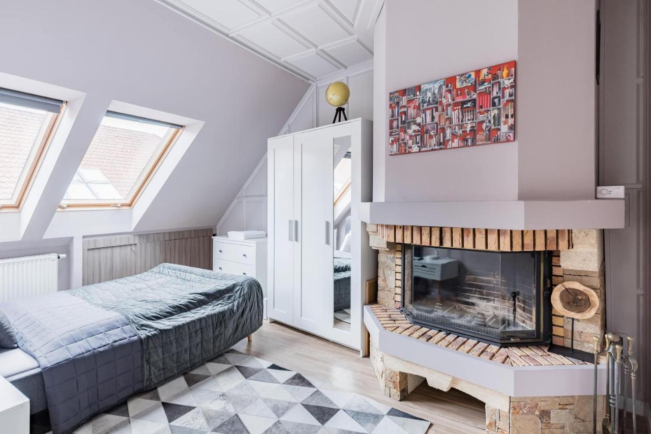 Apartmán Sunny And 3-bedroom Penthouse With Garage Budapest